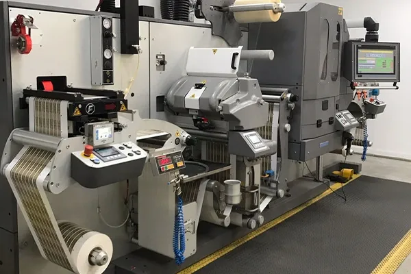 Label printing and die-cutting line at the factory